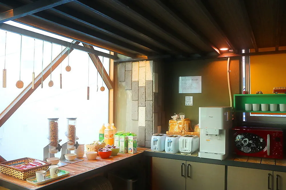 Wow Guest House - Hostel Busan 2*,  Zuid-Korea